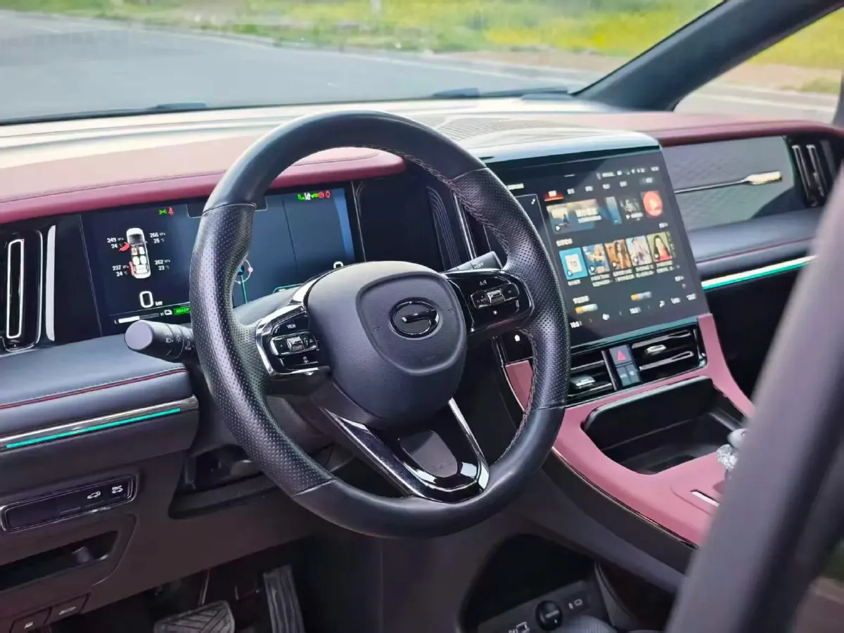 2023 GAC Trumpchi M8 2.0T 190HP L4 E-CVT Hybrid,autocango,china used car exporter,china ev exporter,chinese used car exporter,chinese used ev exporter