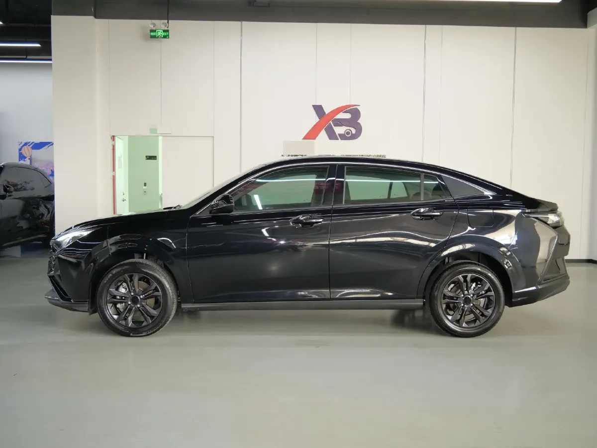 2025 DongFeng Aeolus YiXuan 1.5L 125HP L4 6DCT,autocango,china used car exporter,china ev exporter,chinese used car exporter,chinese used ev exporter