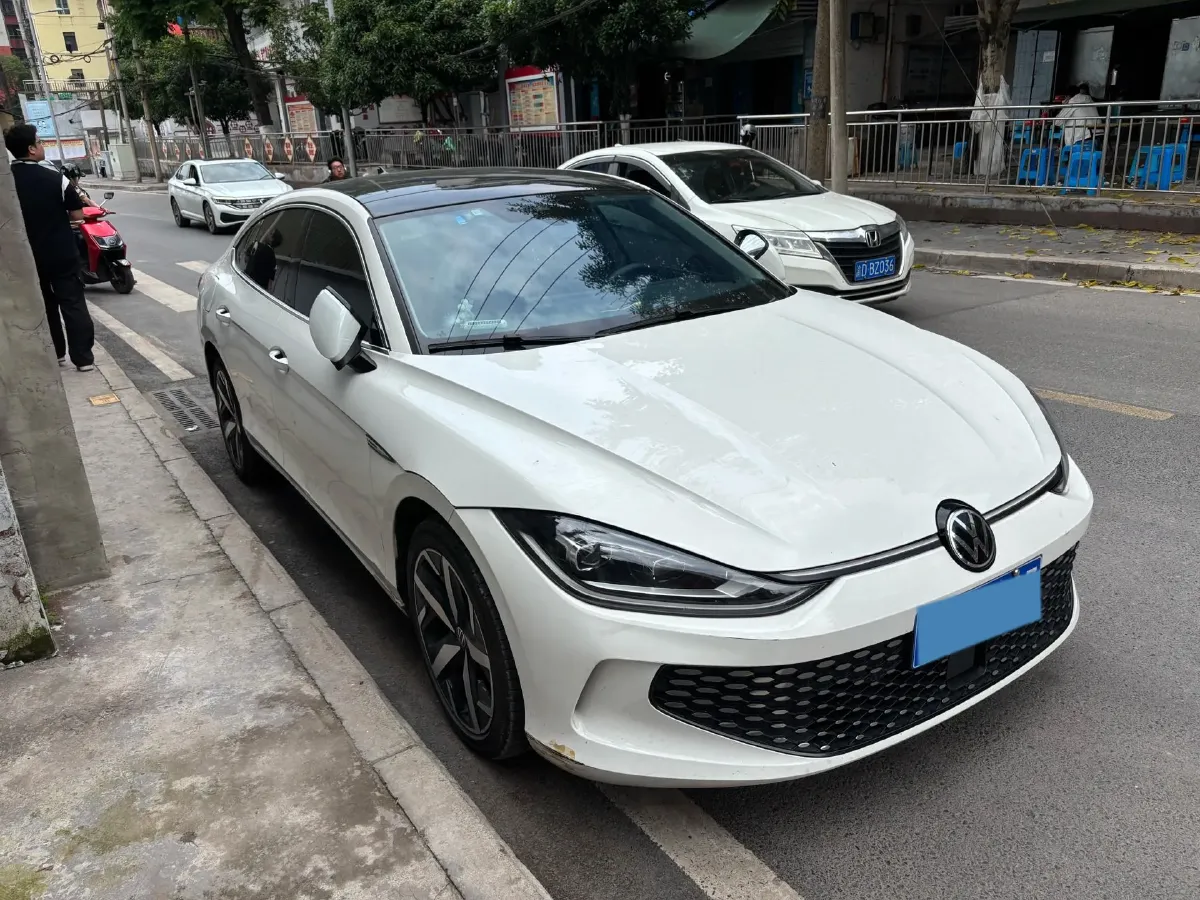 2024 Volkswagen Lamando 1.4T 150HP L4 7DCT,autocango,china used car exporter,china ev exporter,chinese used car exporter,chinese used ev exporter