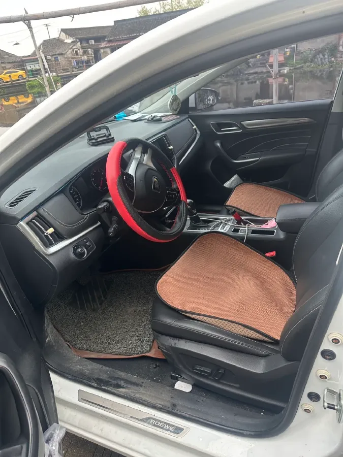 2020 Roewe i6 1.6L 125HP L4 CVT,autocango,china used car exporter,china ev exporter,chinese used car exporter,chinese used ev exporter