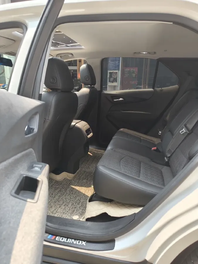 2021 Chevrolet Equinox 1.5T 169HP L4 6AT,autocango,china used car exporter,china ev exporter,chinese used car exporter,chinese used ev exporter