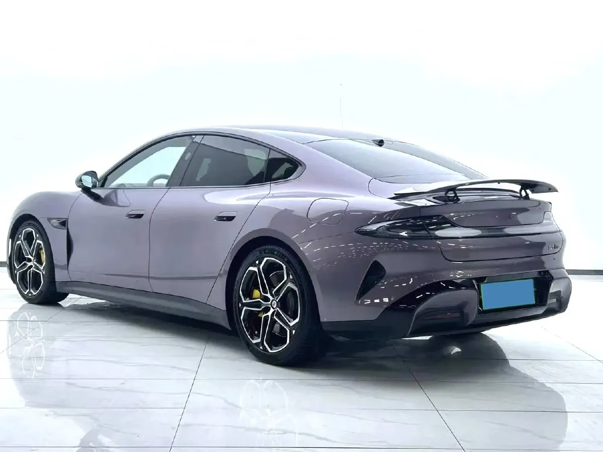 2024 MI SU7 BEV 101KWH,autocango,china used car exporter,china ev exporter,chinese used car exporter,chinese used ev exporter