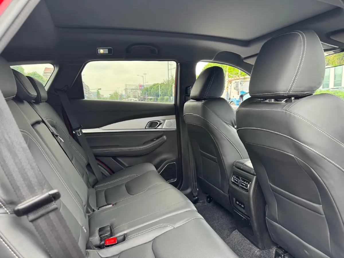 2020 Jetour X70 Coupe 1.6T 197HP L4 7DCT,autocango,china used car exporter,china ev exporter,chinese used car exporter,chinese used ev exporter