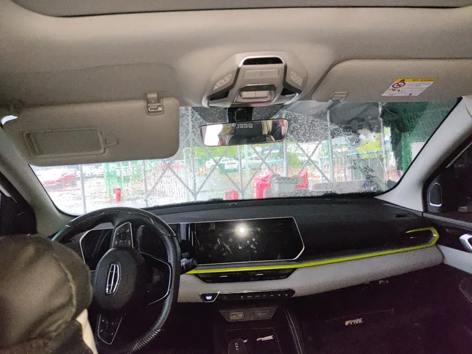 2023 Geely Coolray 1.5T 181HP L4 7DCT,autocango,china used car exporter,china ev exporter,chinese used car exporter,chinese used ev exporter