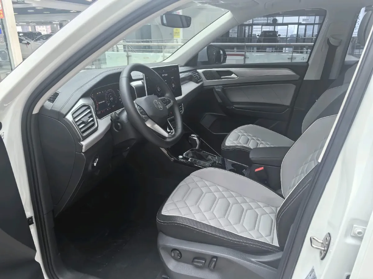 2023 Volkswagen Tayron 2.0T 186HP L4 7DCT,autocango,china used car exporter,china ev exporter,chinese used car exporter,chinese used ev exporter