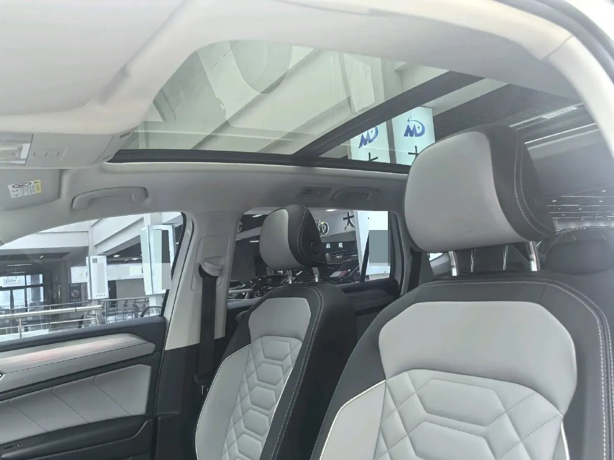 2023 Volkswagen Tayron 2.0T 186HP L4 7DCT,autocango,china used car exporter,china ev exporter,chinese used car exporter,chinese used ev exporter