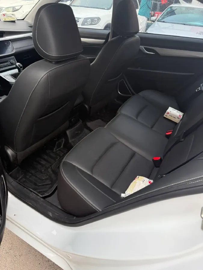 2020 Geely Emgrand 1.5L 109HP L4 5MT,autocango,china used car exporter,china ev exporter,chinese used car exporter,chinese used ev exporter