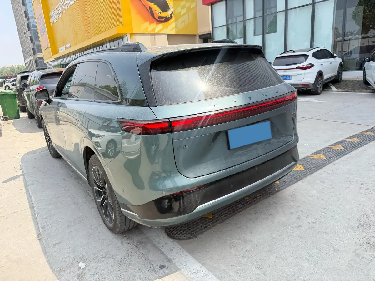 2025 Xpeng G9 BEV 79KWH,autocango,china used car exporter,china ev exporter,chinese used car exporter,chinese used ev exporter
