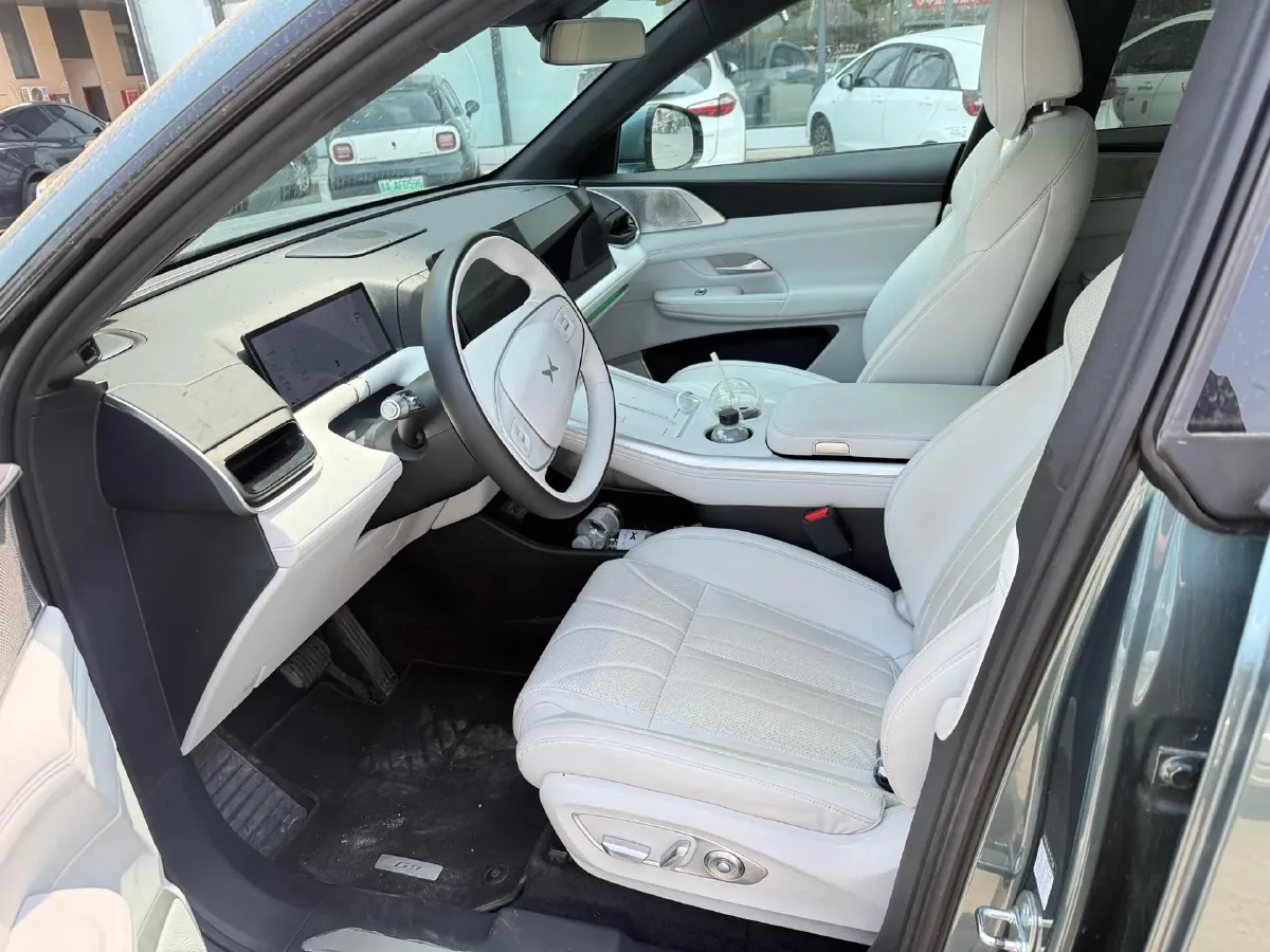 2025 Xpeng G9 BEV 79KWH,autocango,china used car exporter,china ev exporter,chinese used car exporter,chinese used ev exporter