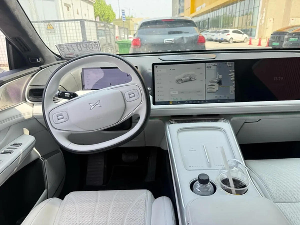 2025 Xpeng G9 BEV 79KWH,autocango,china used car exporter,china ev exporter,chinese used car exporter,chinese used ev exporter