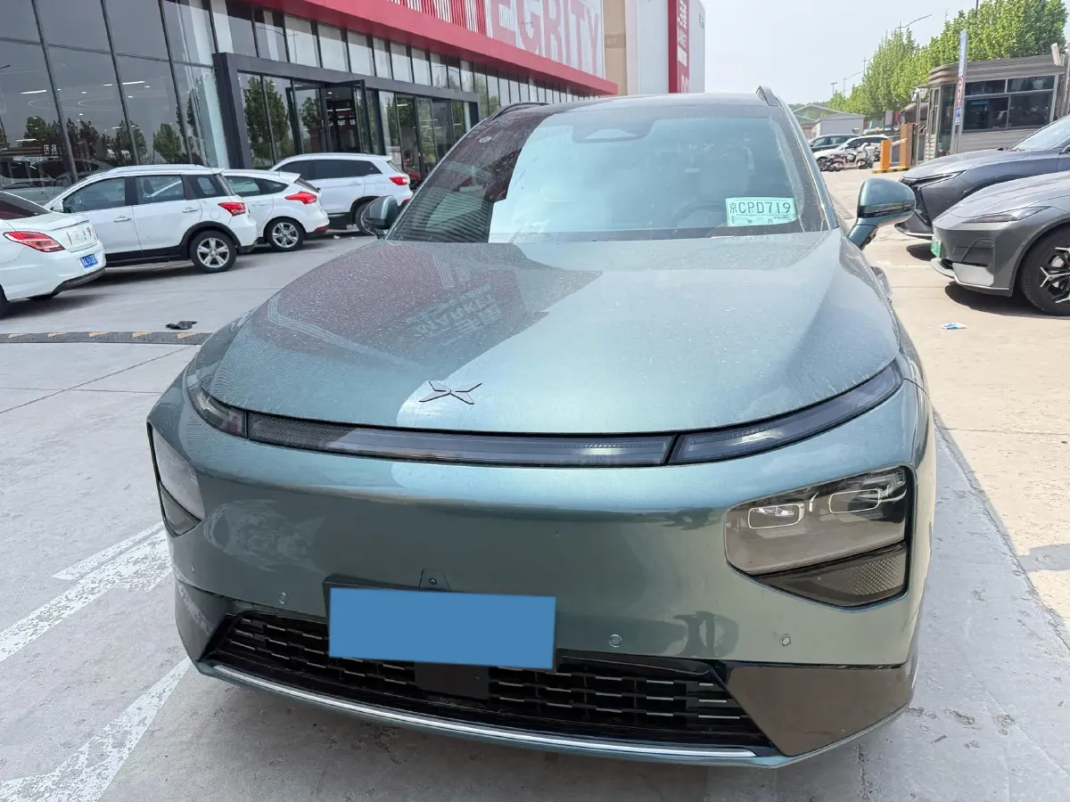 2025 Xpeng G9 BEV 79KWH,autocango,china used car exporter,china ev exporter,chinese used car exporter,chinese used ev exporter