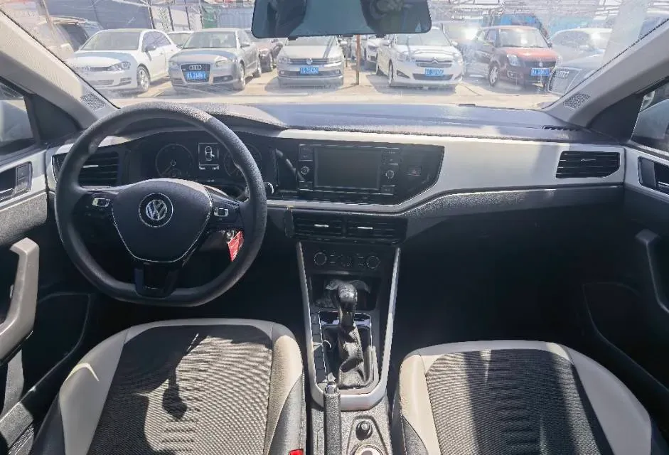 2019 Volkswagen Polo 1.5L 113HP L4 6AT,autocango,china used car exporter,china ev exporter,chinese used car exporter,chinese used ev exporter