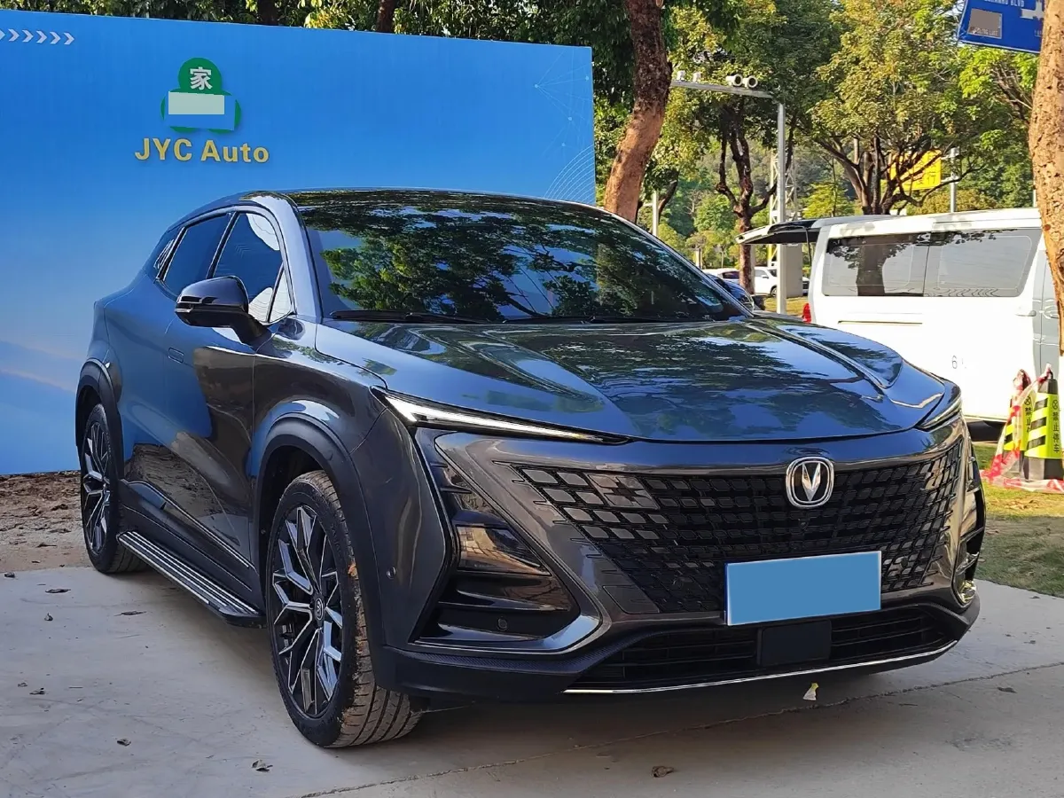 2022 ChangAn UNI-T 1.5T 188HP L4 7DCT,autocango,china used car exporter,china ev exporter,chinese used car exporter,chinese used ev exporter