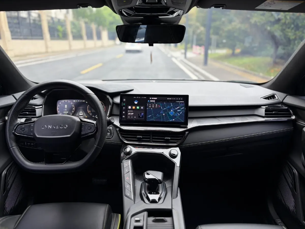 2023 LYNK&CO 03 1.5T 181HP L4 7DCT,autocango,china used car exporter,china ev exporter,chinese used car exporter,chinese used ev exporter