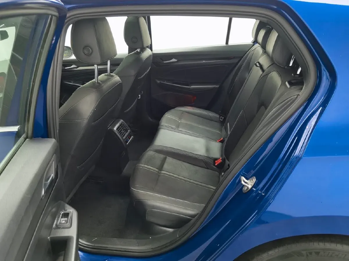 2021 Volkswagen Golf 1.4T 150HP L4 7DCT,autocango,china used car exporter,china ev exporter,chinese used car exporter,chinese used ev exporter