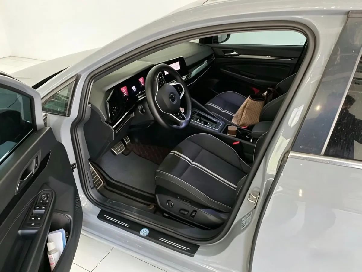 2021 Volkswagen Golf 1.4T 150HP L4 7DCT,autocango,china used car exporter,china ev exporter,chinese used car exporter,chinese used ev exporter