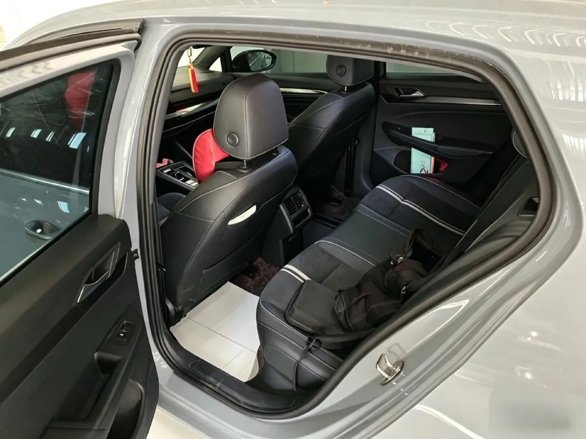 2021 Volkswagen Golf 1.4T 150HP L4 7DCT,autocango,china used car exporter,china ev exporter,chinese used car exporter,chinese used ev exporter