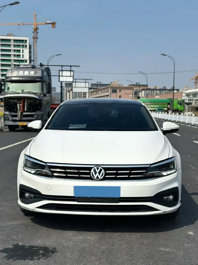 2019 Volkswagen Passat 1.4T 150HP L4 7DCT,autocango,china used car exporter,china ev exporter,chinese used car exporter,chinese used ev exporter