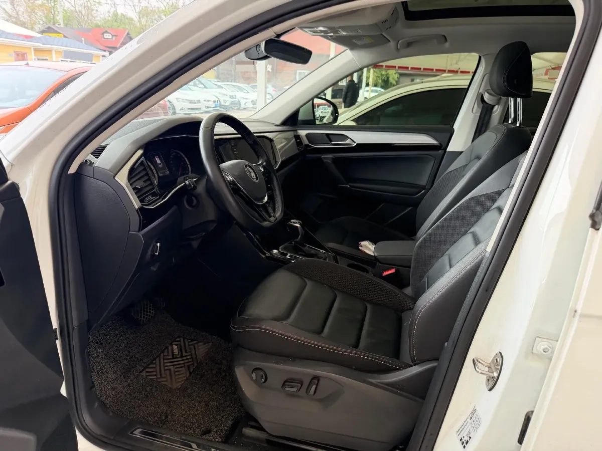 2020 Volkswagen Tayron 2.0T 186HP L4 7DCT,autocango,china used car exporter,china ev exporter,chinese used car exporter,chinese used ev exporter