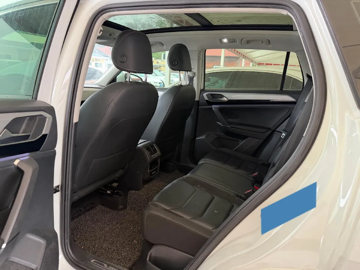 2020 Volkswagen Tayron 2.0T 186HP L4 7DCT,autocango,china used car exporter,china ev exporter,chinese used car exporter,chinese used ev exporter