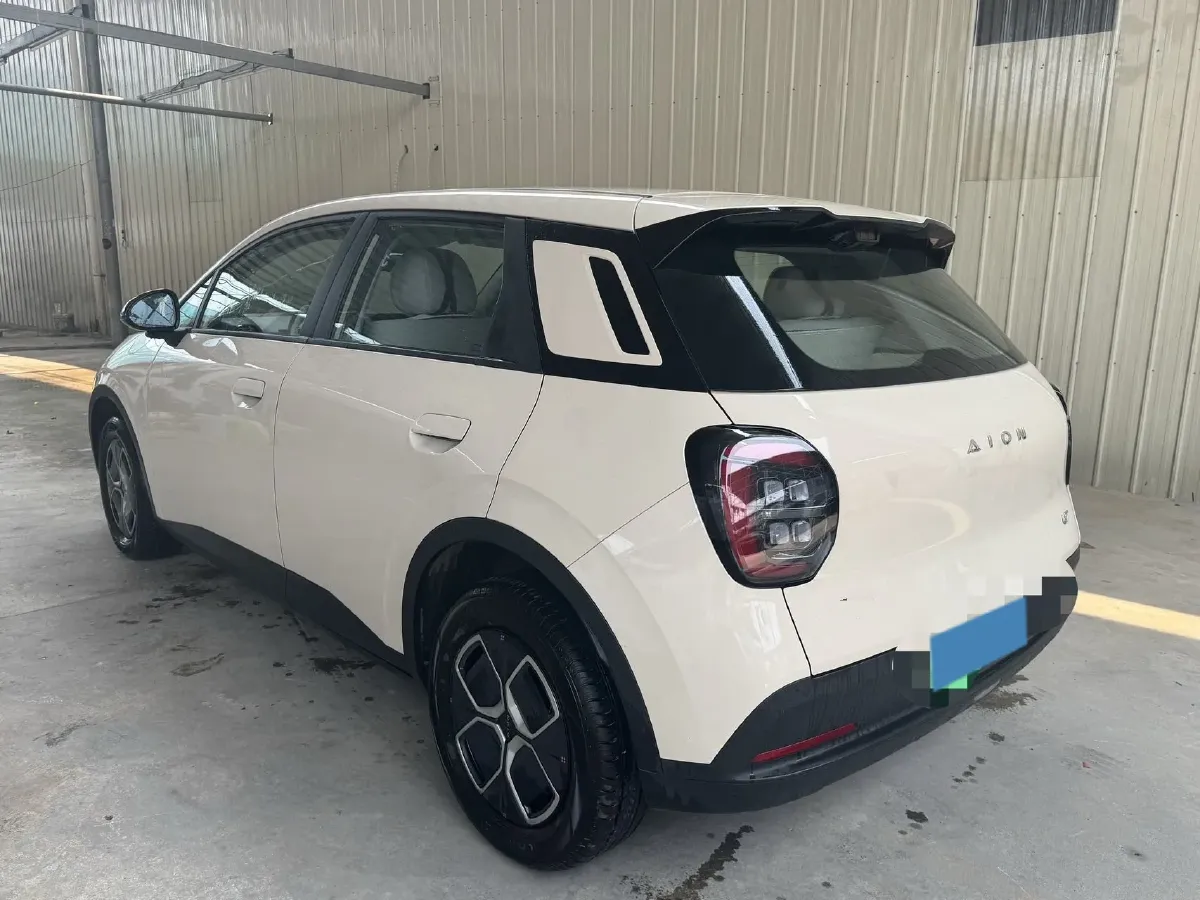 2025 Aion AION UT BEV,autocango,china used car exporter,china ev exporter,chinese used car exporter,chinese used ev exporter