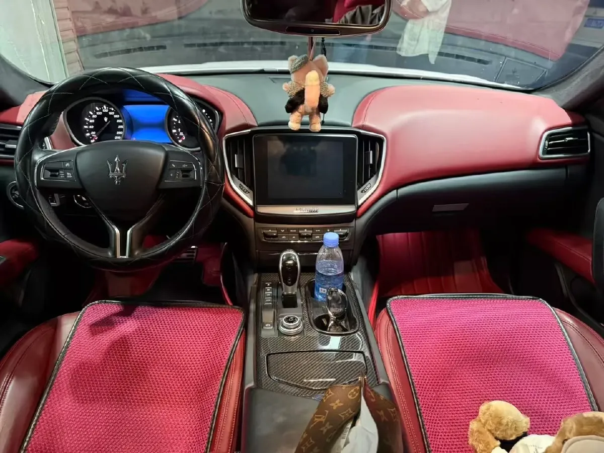 2018 Maserati Ghibli 3.0T 350HP V6 8AT,autocango,china used car exporter,china ev exporter,chinese used car exporter,chinese used ev exporter