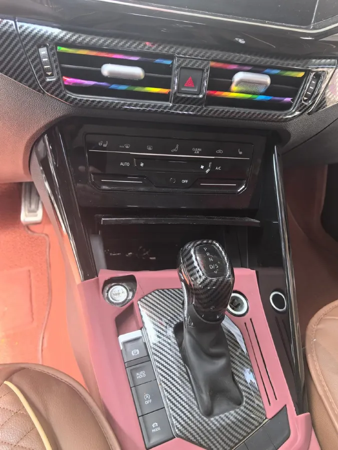 2021 Volkswagen Tayron 2.0T 186HP L4 7DCT,autocango,china used car exporter,china ev exporter,chinese used car exporter,chinese used ev exporter