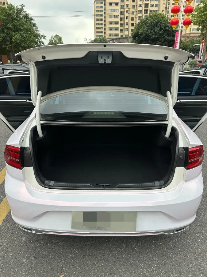 2019 Volkswagen Tayron 2.0T 186HP L4 7DCT,autocango,china used car exporter,china ev exporter,chinese used car exporter,chinese used ev exporter