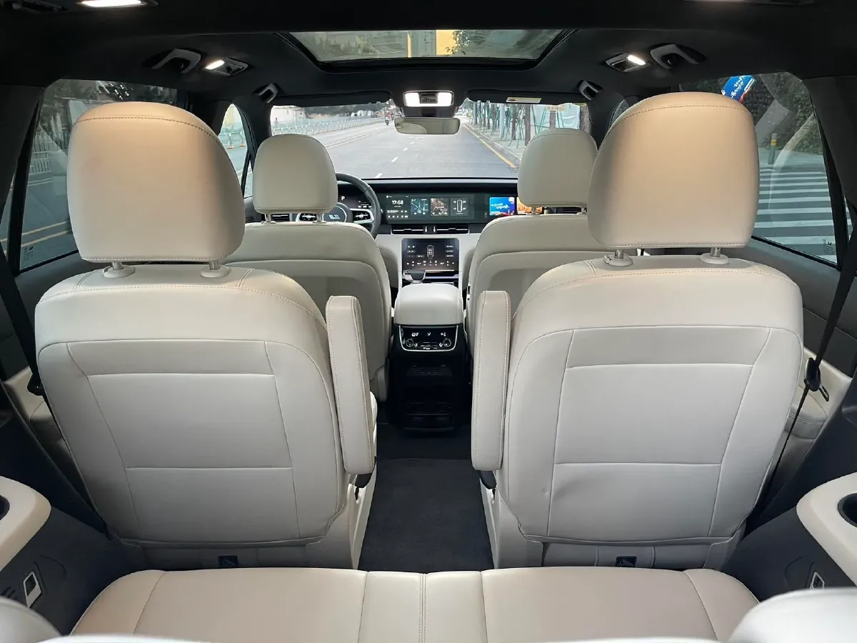 2021 Li ONE Range Extended 131HP REEV 40.5KWH,autocango,china used car exporter,china ev exporter,chinese used car exporter,chinese used ev exporter