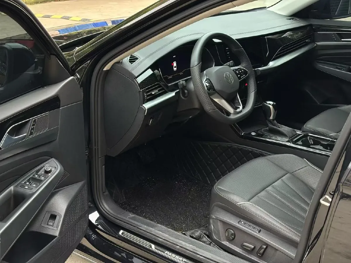 2024 Volkswagen Passat 2.0T 186HP L4 7DCT,autocango,china used car exporter,china ev exporter,chinese used car exporter,chinese used ev exporter