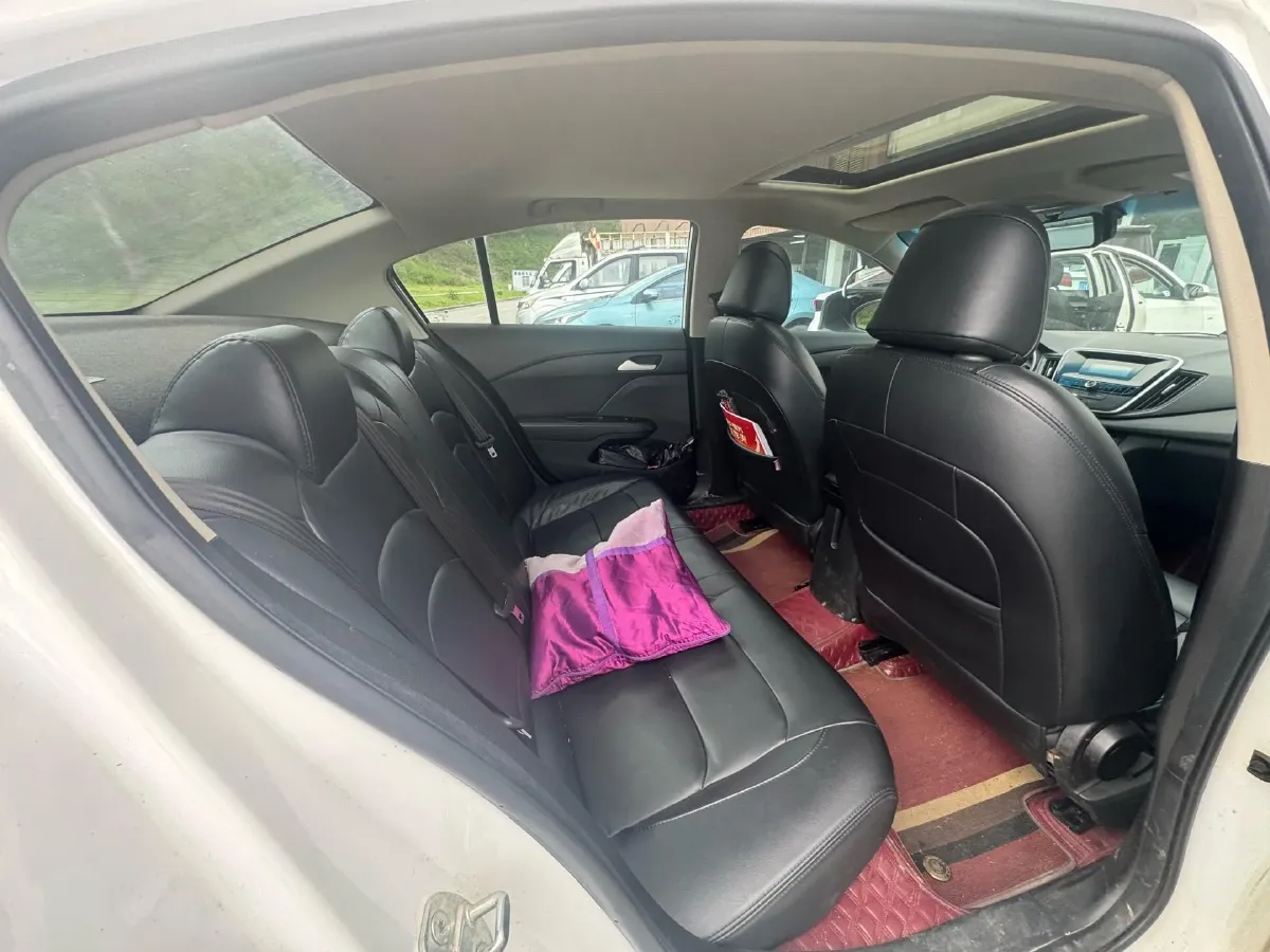 2019 Chevrolet Cavalier 1.5L 113HP L4 6AT,autocango,china used car exporter,china ev exporter,chinese used car exporter,chinese used ev exporter