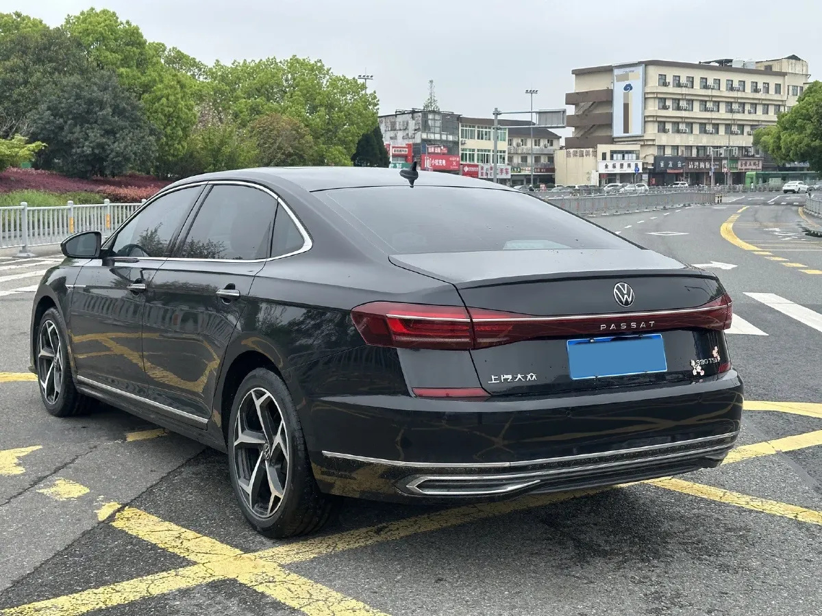 2024 Volkswagen Passat 2.0T 186HP L4 7DCT,autocango,china used car exporter,china ev exporter,chinese used car exporter,chinese used ev exporter