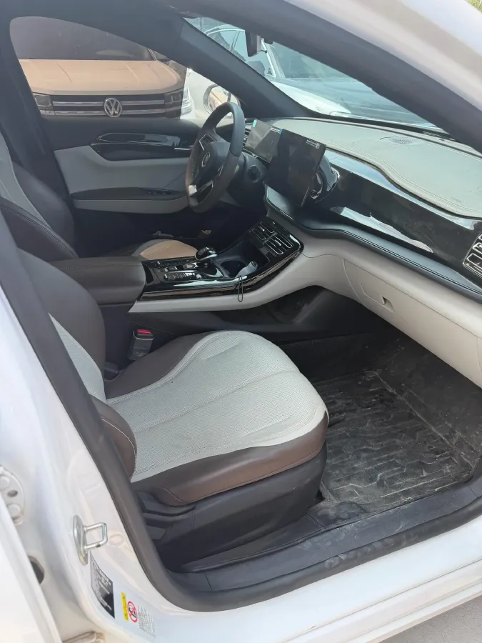 2024 BYD Qin Plus 1.5L 110HP L4 E-CVT PHEV 8.32KWH,autocango,china used car exporter,china ev exporter,chinese used car exporter,chinese used ev exporter