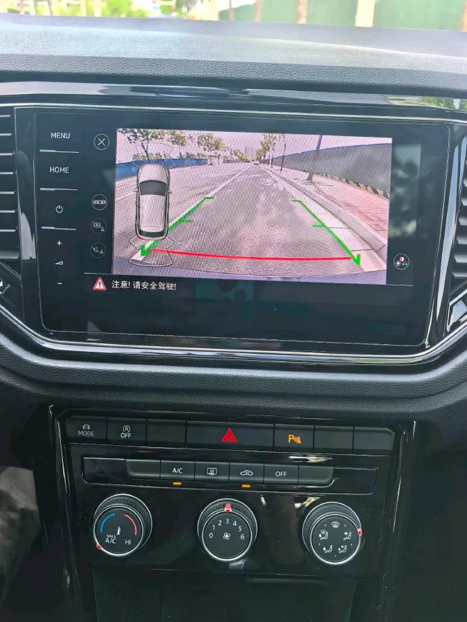 2022 Volkswagen T-Roc 1.4T 150HP L4 7DCT,autocango,china used car exporter,china ev exporter,chinese used car exporter,chinese used ev exporter