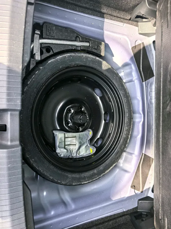 2022 Volkswagen T-Roc 1.4T 150HP L4 7DCT,autocango,china used car exporter,china ev exporter,chinese used car exporter,chinese used ev exporter