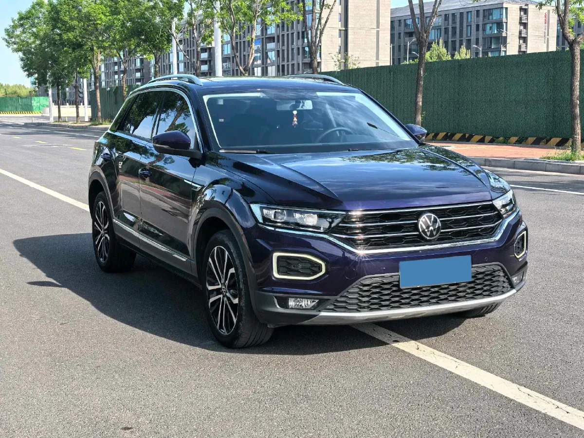 2022 Volkswagen T-Roc 1.4T 150HP L4 7DCT,autocango,china used car exporter,china ev exporter,chinese used car exporter,chinese used ev exporter