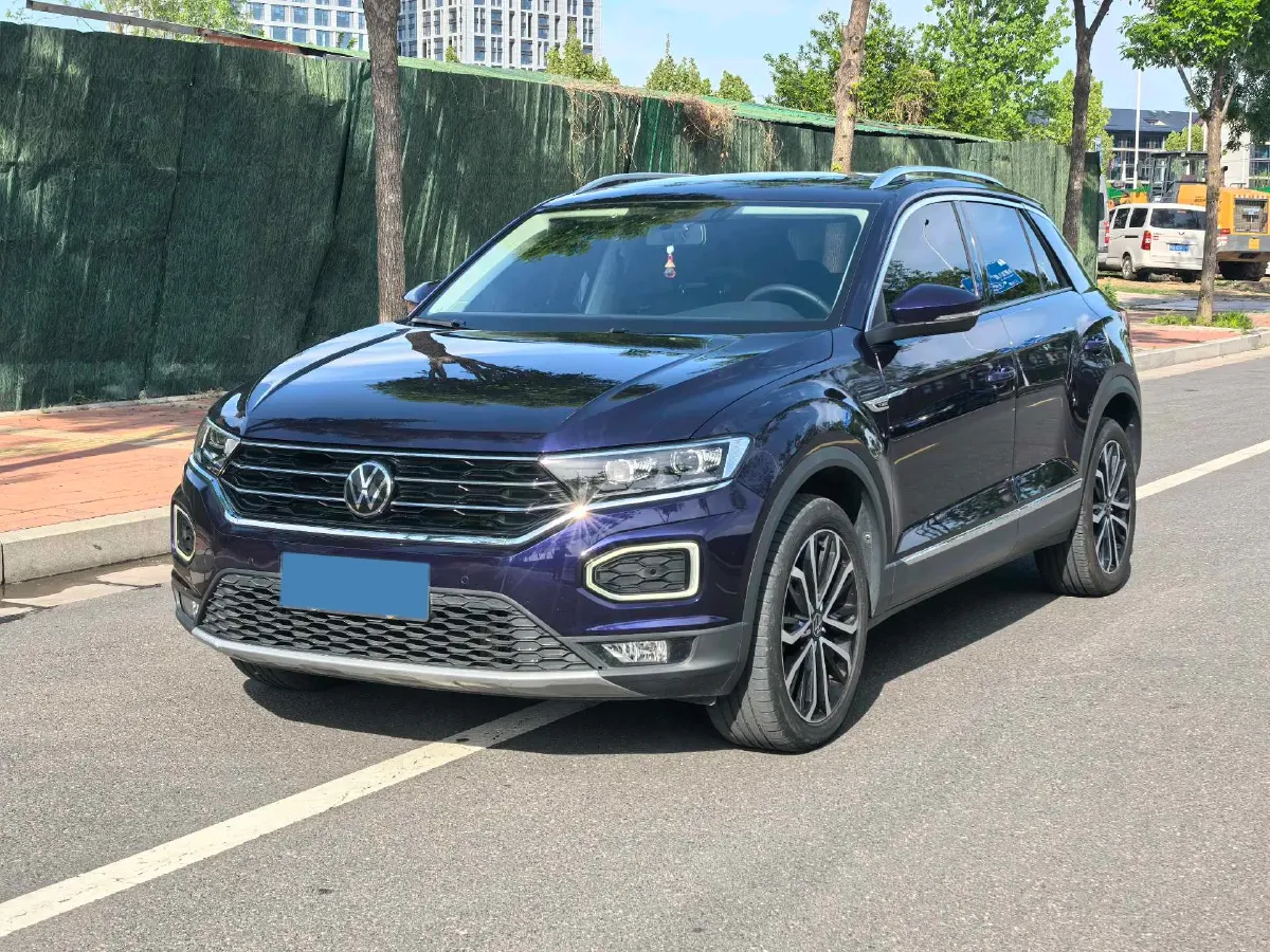 2022 Volkswagen T-Roc 1.4T 150HP L4 7DCT,autocango,china used car exporter,china ev exporter,chinese used car exporter,chinese used ev exporter