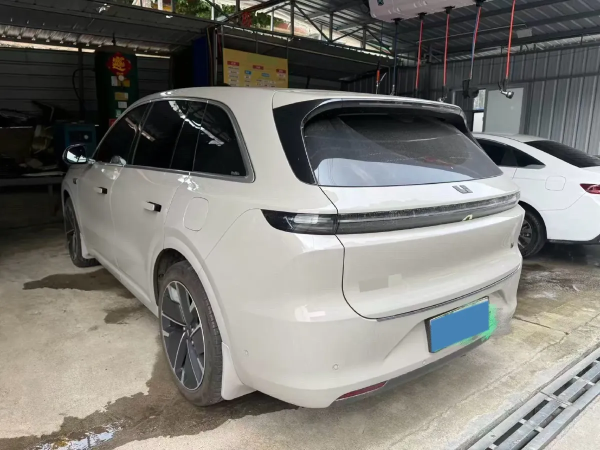 2025 Li L6 Range Extended 154HP L4 REEV,autocango,china used car exporter,china ev exporter,chinese used car exporter,chinese used ev exporter