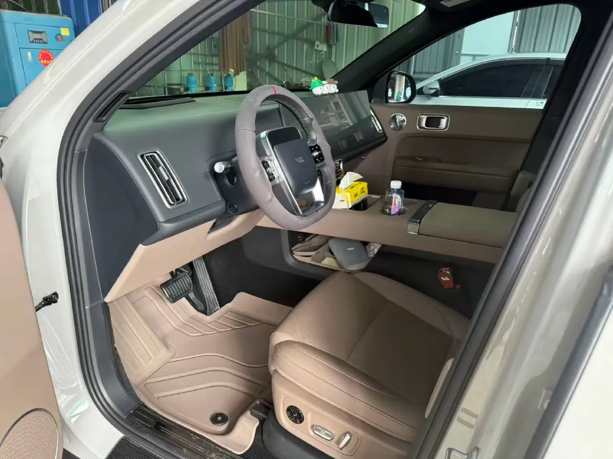 2025 Li L6 Range Extended 154HP L4 REEV,autocango,china used car exporter,china ev exporter,chinese used car exporter,chinese used ev exporter