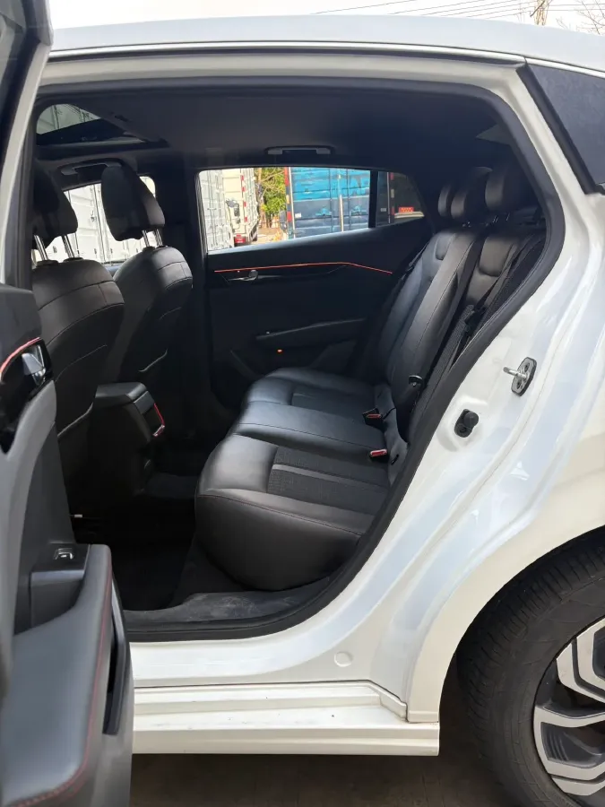 2022 DongFeng Aeolus YiXuan 1.5T 150HP L4 6DCT,autocango,china used car exporter,china ev exporter,chinese used car exporter,chinese used ev exporter