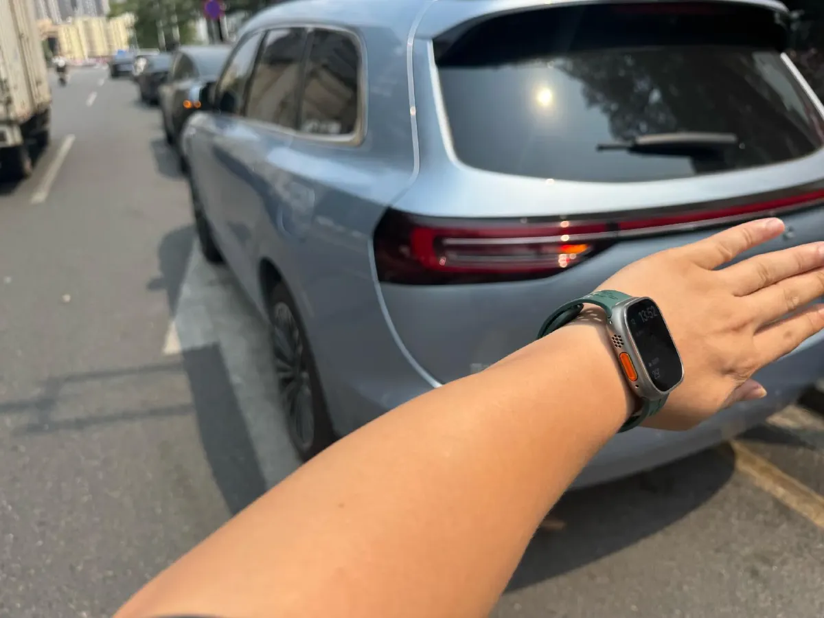 2024 AITO AITO M7 1.5T 152HP L4 REEV 42KWH,autocango,china used car exporter,china ev exporter,chinese used car exporter,chinese used ev exporter