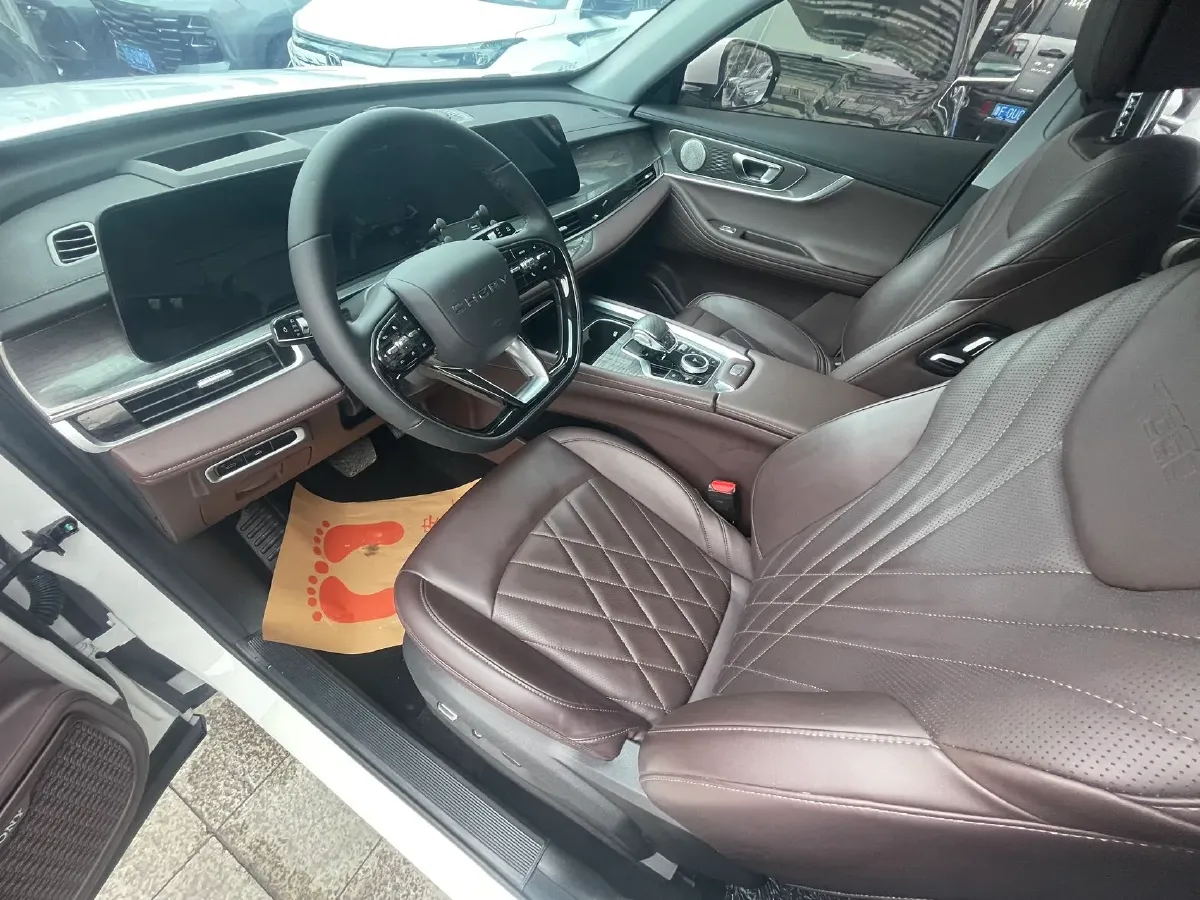 2024 Chery Tiggo 8 PRO 2.0T 254HP L4 8AT,autocango,china used car exporter,china ev exporter,chinese used car exporter,chinese used ev exporter