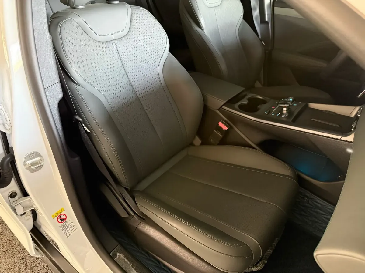 2025 BYD Qin Plus 1.5L 101HP L4 E-CVT PHEV 7.68KWH,autocango,china used car exporter,china ev exporter,chinese used car exporter,chinese used ev exporter