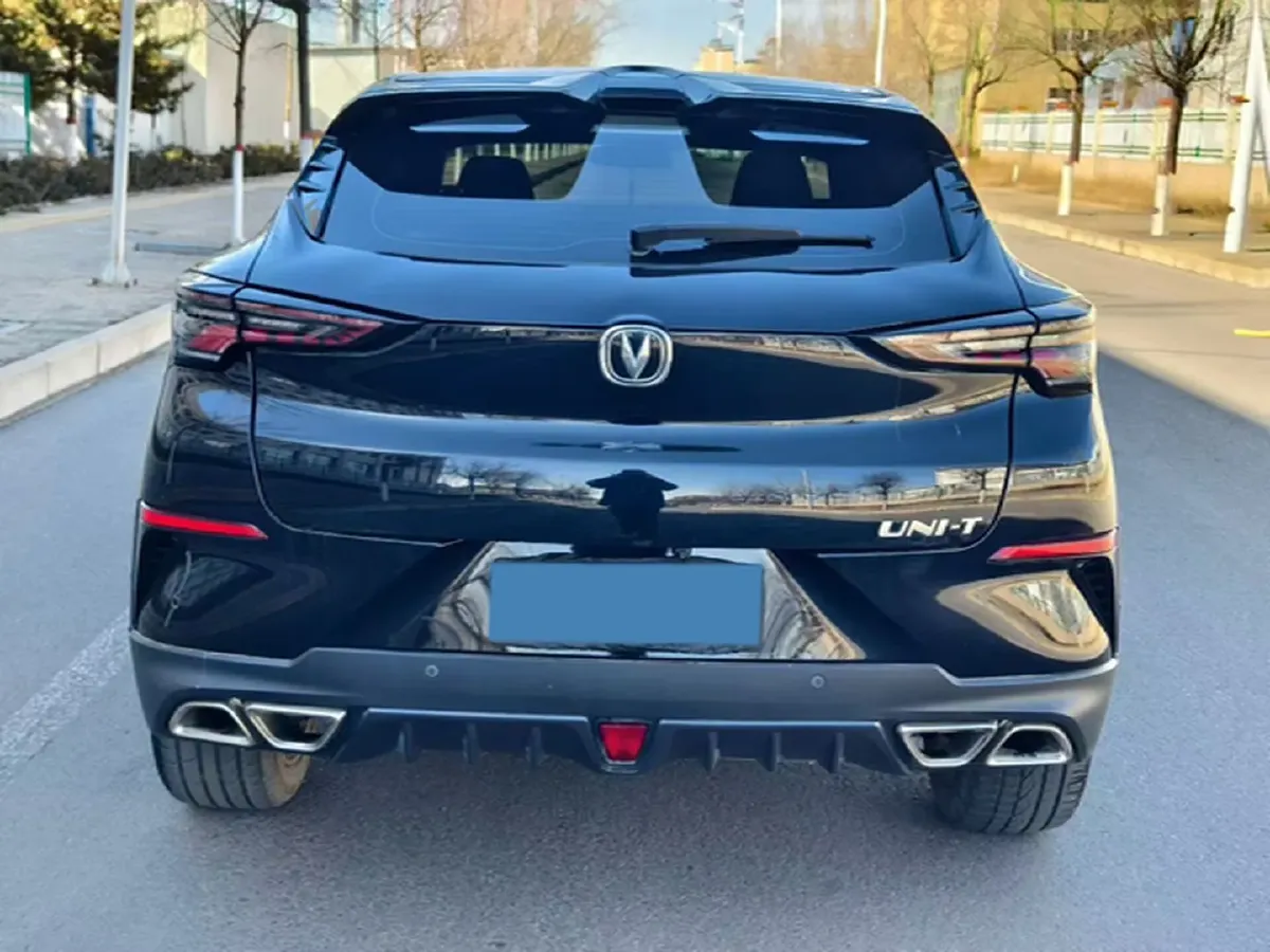 2020 ChangAn UNI-T 1.5T 180HP L4 7DCT,autocango,china used car exporter,china ev exporter,chinese used car exporter,chinese used ev exporter