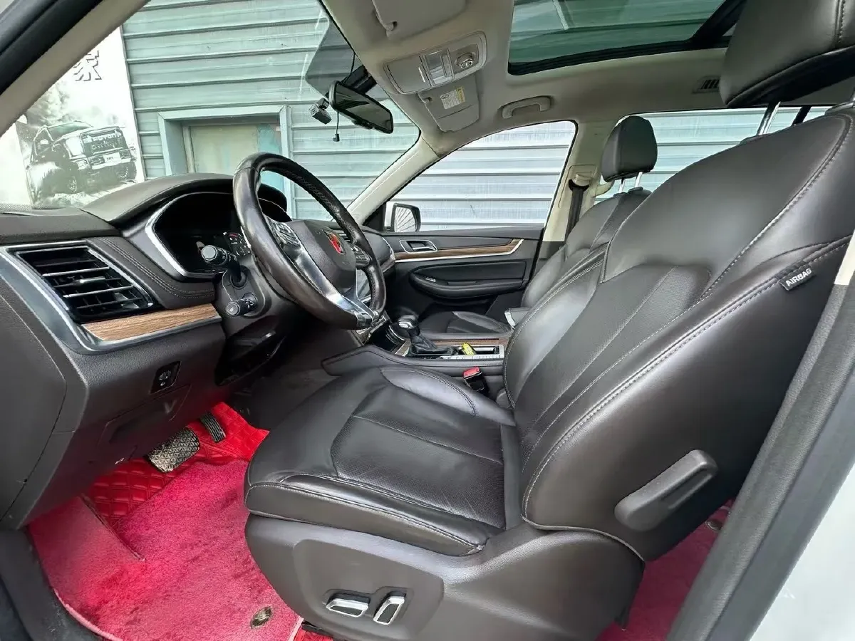 2019 Roewe RX8 2.0T 222HP L4 6AT,autocango,china used car exporter,china ev exporter,chinese used car exporter,chinese used ev exporter