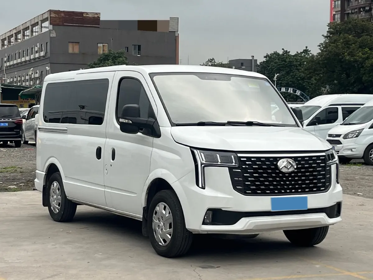 2023 MAXUS XinTu V80 2.0T 139HP L4 6MT,autocango,china used car exporter,china ev exporter,chinese used car exporter,chinese used ev exporter