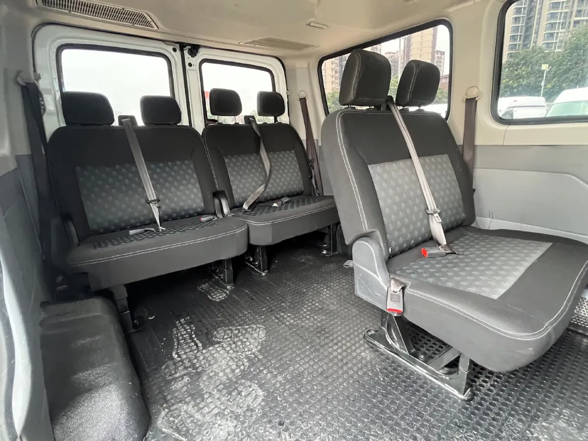 2023 MAXUS XinTu V80 2.0T 139HP L4 6MT,autocango,china used car exporter,china ev exporter,chinese used car exporter,chinese used ev exporter