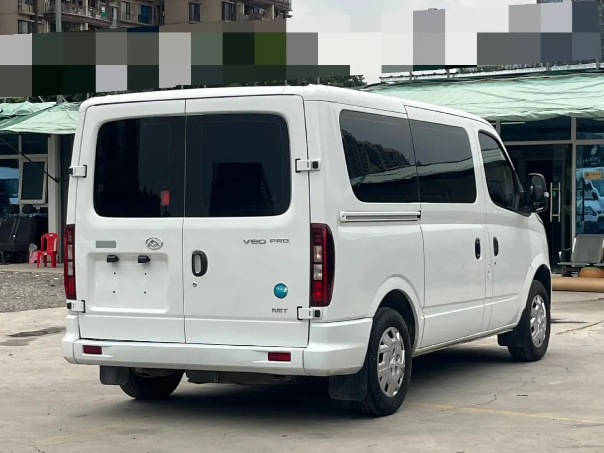 2023 MAXUS XinTu V80 2.0T 139HP L4 6MT,autocango,china used car exporter,china ev exporter,chinese used car exporter,chinese used ev exporter