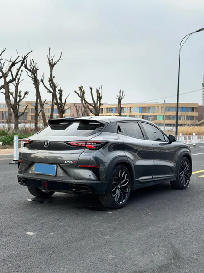 2022 ChangAn UNI-T 2.0T 233HP L4 8AT,autocango,china used car exporter,china ev exporter,chinese used car exporter,chinese used ev exporter