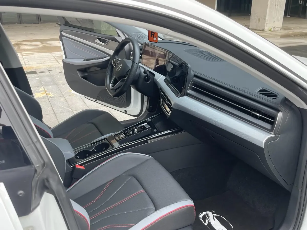 2024 Volkswagen Lamando 1.4T 150HP L4 7DCT,autocango,china used car exporter,china ev exporter,chinese used car exporter,chinese used ev exporter